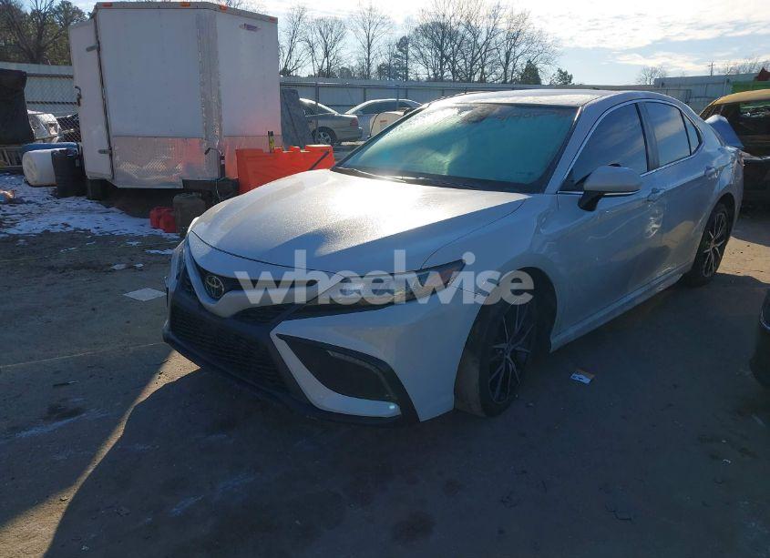 Photo 2 of 2023 Toyota Camry SE (VIN 4T1G11AK1PU080666)