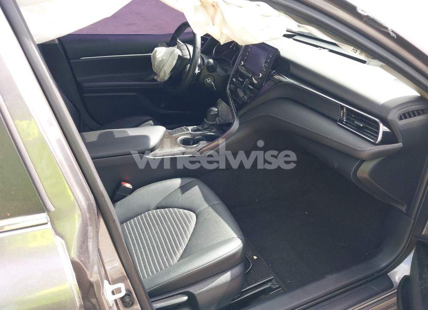 Photo 5 of 2023 Toyota Camry SE (VIN 4T1G11AK1PU101631)