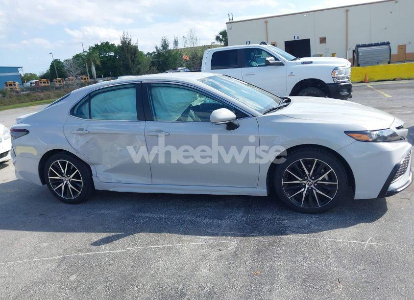 Photo 13 of 2023 Toyota Camry SE (VIN 4T1G11AK1PU134712)