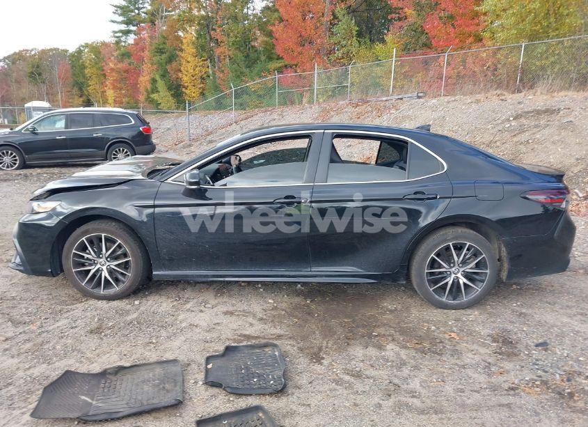 Photo 14 of 2023 Toyota Camry SE (VIN 4T1G11AK1PU735070)