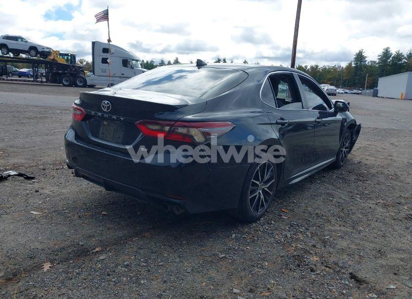 Photo 4 of 2023 Toyota Camry SE (VIN 4T1G11AK1PU735070)