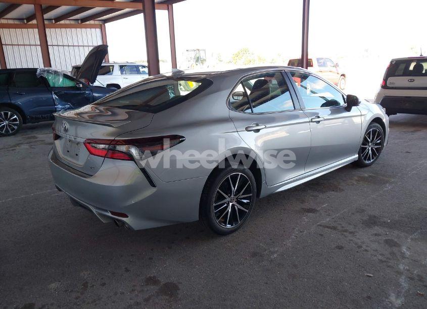 Photo 4 of 2023 Toyota Camry SE (VIN 4T1G11AK1PU747767)