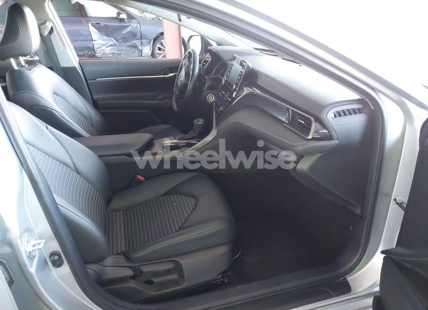 Photo 5 of 2023 Toyota Camry SE (VIN 4T1G11AK1PU747767)