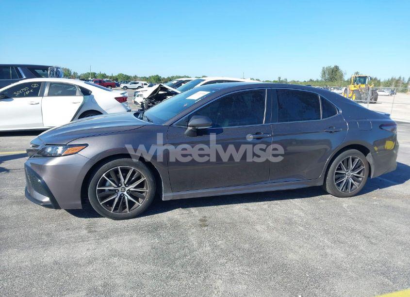 Photo 14 of 2023 Toyota Camry SE (VIN 4T1G11AK1PU750653)