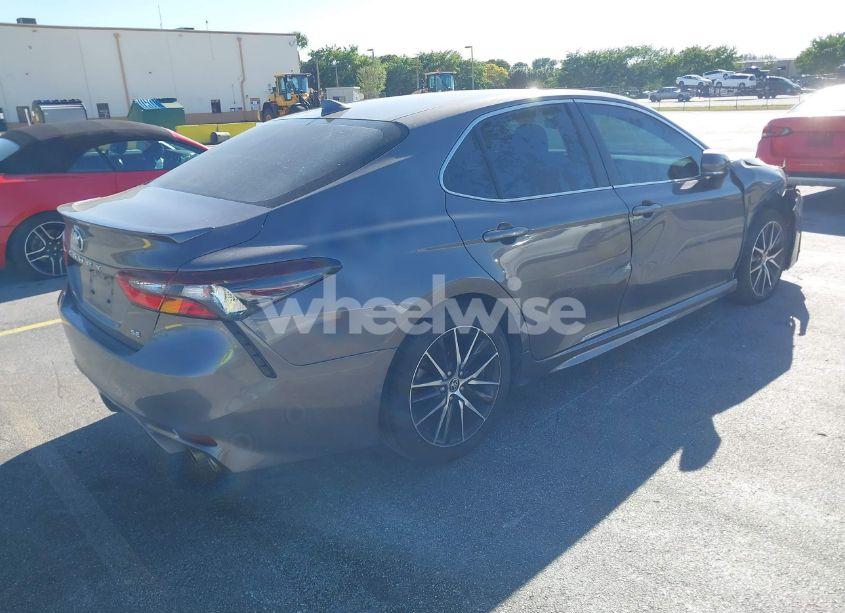 Photo 4 of 2023 Toyota Camry SE (VIN 4T1G11AK1PU750653)