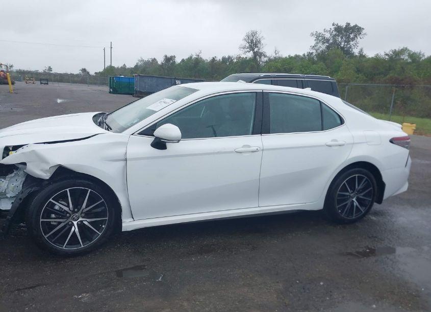 Photo 14 of 2023 Toyota Camry SE (VIN 4T1G11AK1PU760664)