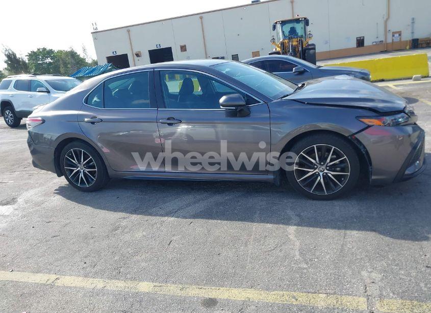 Photo 13 of 2023 Toyota Camry SE (VIN 4T1G11AK1PU784950)