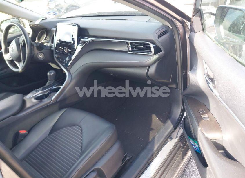 Photo 5 of 2023 Toyota Camry SE (VIN 4T1G11AK1PU784950)