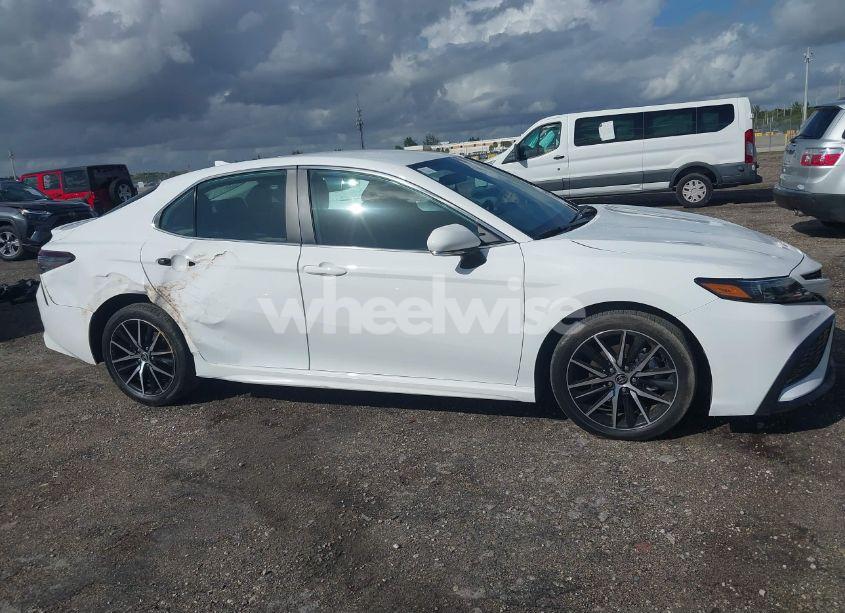 Photo 13 of 2023 Toyota Camry SE (VIN 4T1G11AK1PU790778)