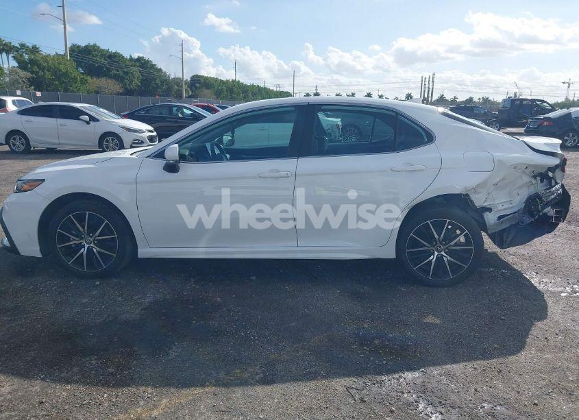Photo 14 of 2023 Toyota Camry SE (VIN 4T1G11AK1PU790778)