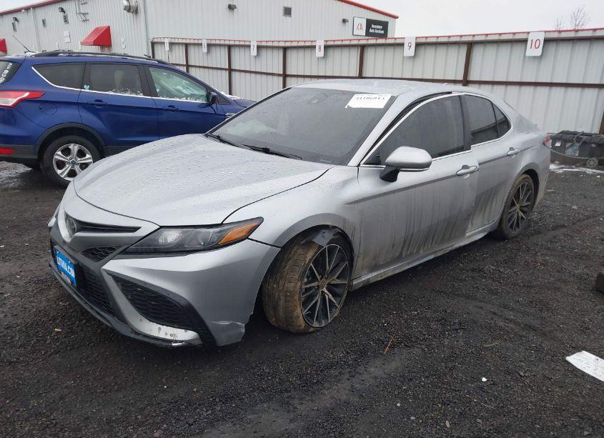 Photo 2 of 2023 Toyota Camry SE (VIN 4T1G11AK1PU799500)