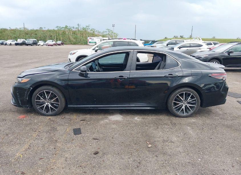 Photo 14 of 2023 Toyota Camry SE (VIN 4T1G11AK1PU803030)