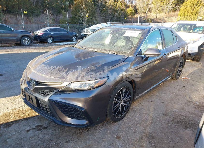 Photo 2 of 2023 Toyota Camry SE (VIN 4T1G11AK1PU808566)
