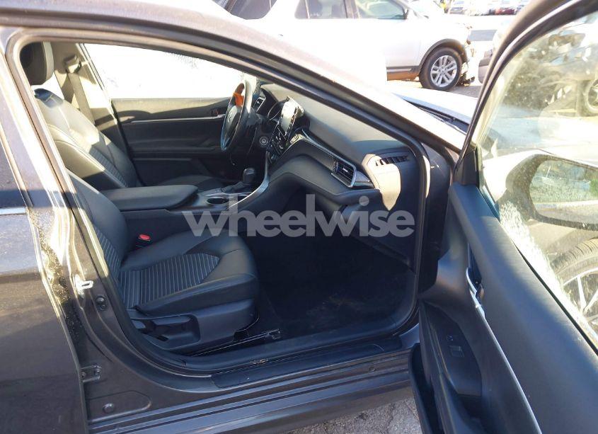 Photo 5 of 2023 Toyota Camry SE (VIN 4T1G11AK1PU808566)