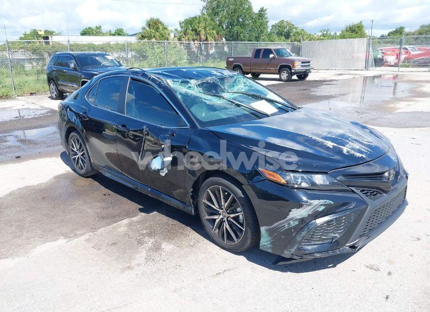 2023 Toyota Camry SE (VIN 4T1G11AK1PU833497) main photo