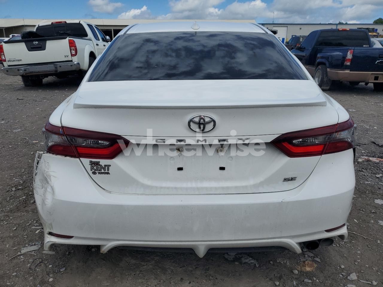 Photo 6 of 2024 TOYOTA CAMRY SE NIGHT SHADE (VIN 4T1G11AK1RU191673)