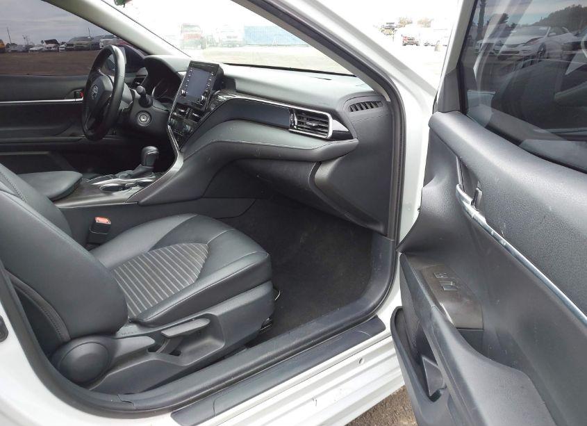 Photo 5 of 2024 Toyota Camry SE (VIN 4T1G11AK1RU199465)