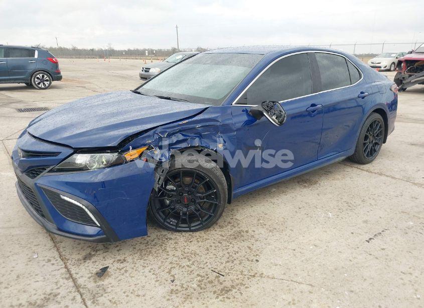 Photo 2 of 2024 Toyota Camry SE (VIN 4T1G11AK1RU204972)