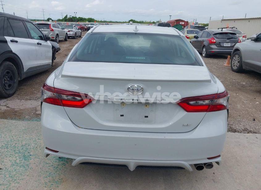 Photo 16 of 2024 Toyota Camry SE (VIN 4T1G11AK1RU212408)
