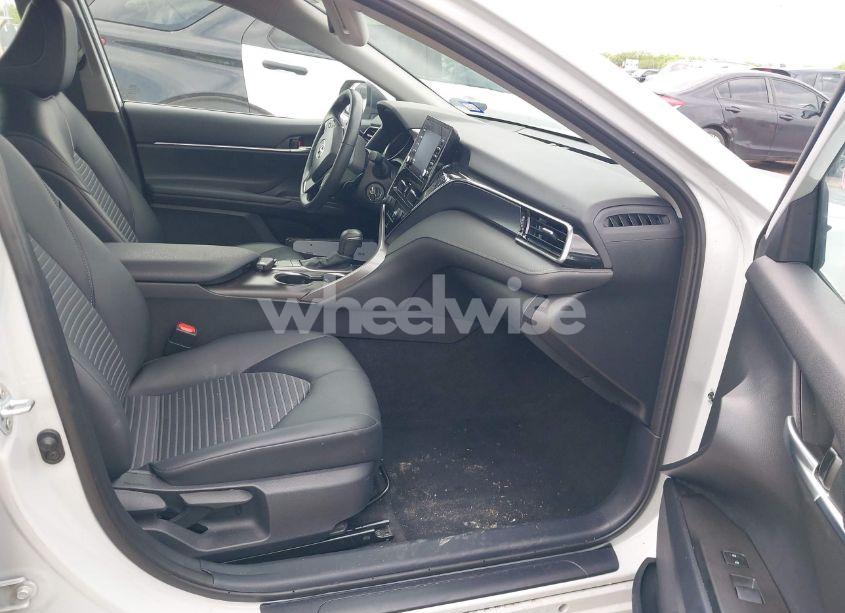 Photo 5 of 2024 Toyota Camry SE (VIN 4T1G11AK1RU212408)