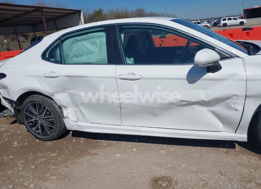 Photo 13 of 2024 Toyota Camry SE (VIN 4T1G11AK1RU238846)