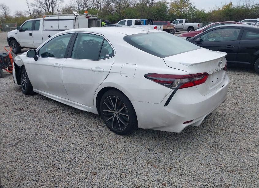 Photo 3 of 2024 Toyota Camry SE (VIN 4T1G11AK1RU249314)