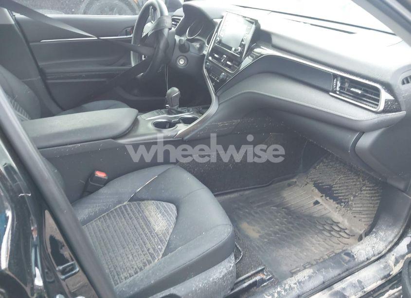 Photo 5 of 2024 Toyota Camry SE (VIN 4T1G11AK1RU258885)