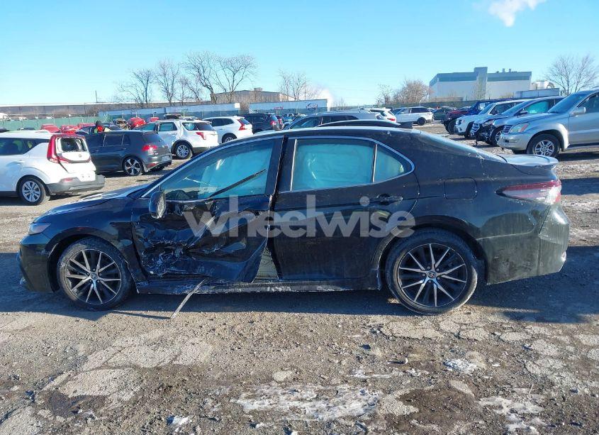 Photo 13 of 2024 Toyota Camry SE (VIN 4T1G11AK1RU852358)