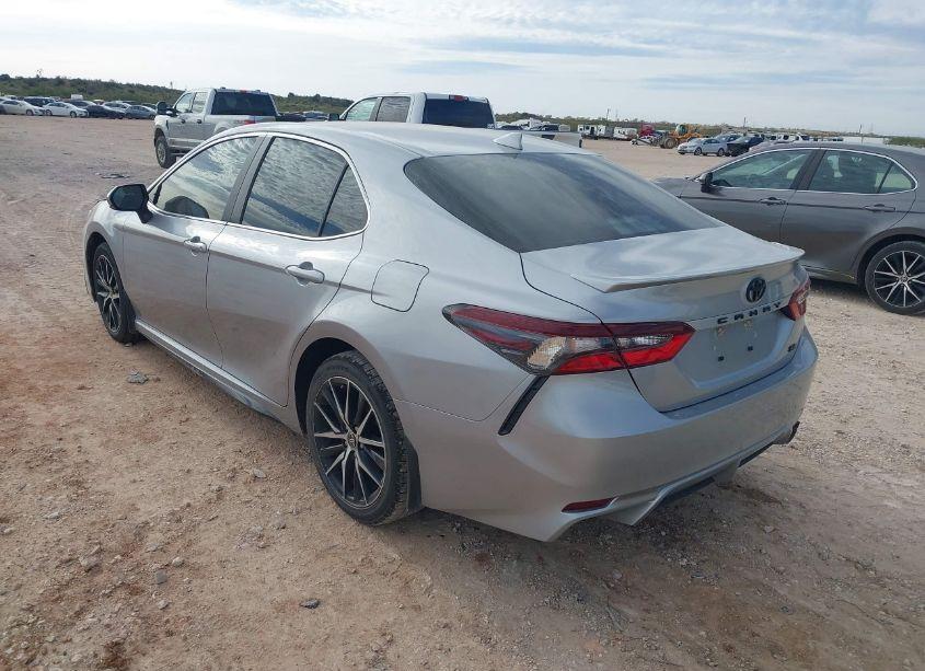 Photo 3 of 2024 Toyota Camry SE (VIN 4T1G11AK1RU855437)