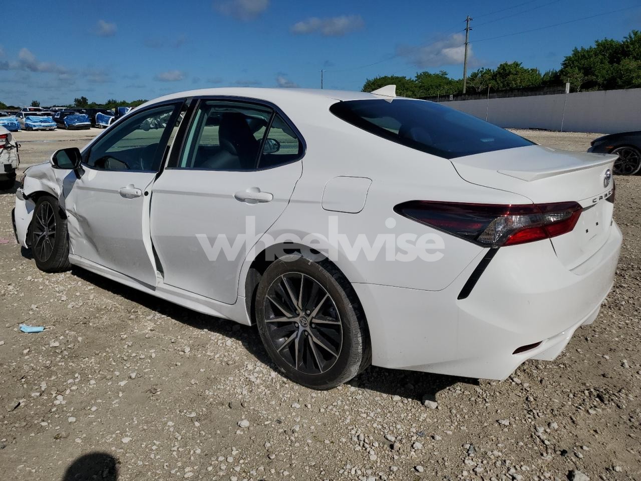 Photo 2 of 2024 TOYOTA CAMRY SE NIGHT SHADE (VIN 4T1G11AK1RU886316)