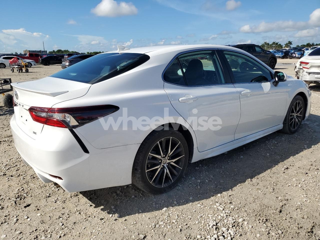 Photo 3 of 2024 TOYOTA CAMRY SE NIGHT SHADE (VIN 4T1G11AK1RU886316)