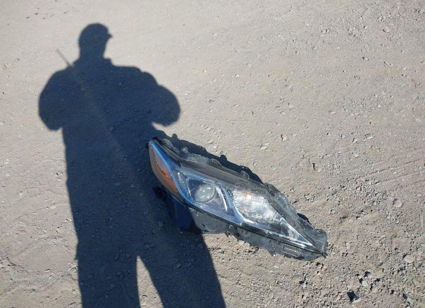 Photo 12 of 2020 Toyota Camry SE (VIN 4T1G11AK2LU302335)