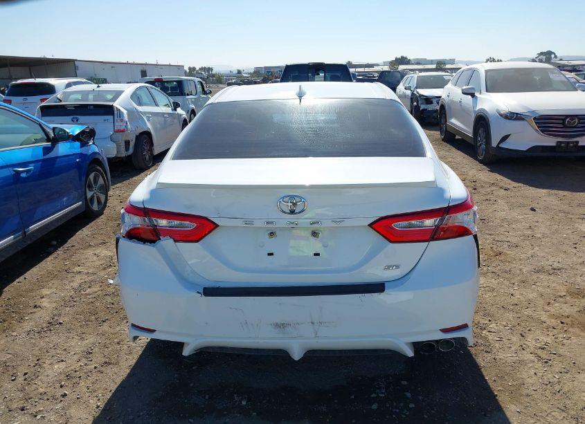 Photo 17 of 2020 Toyota Camry SE (VIN 4T1G11AK2LU302335)