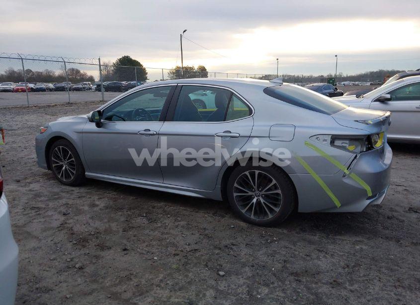Photo 15 of 2020 Toyota Camry SE (VIN 4T1G11AK2LU367458)