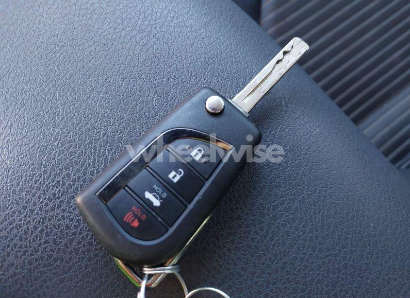 Photo 11 of 2020 Toyota Camry SE (VIN 4T1G11AK2LU392182)