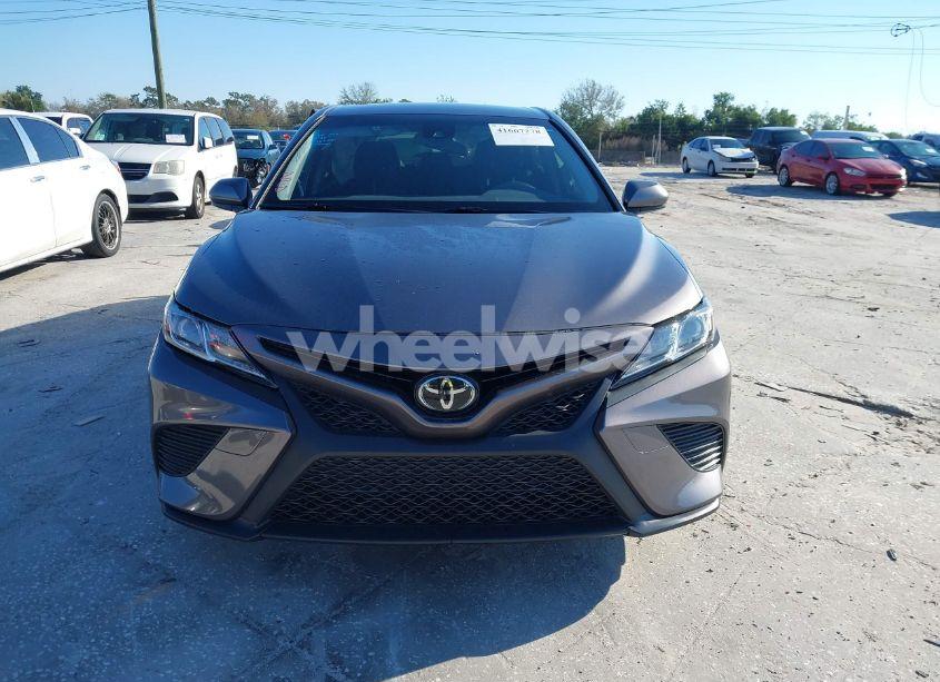 Photo 12 of 2020 Toyota Camry SE (VIN 4T1G11AK2LU392182)