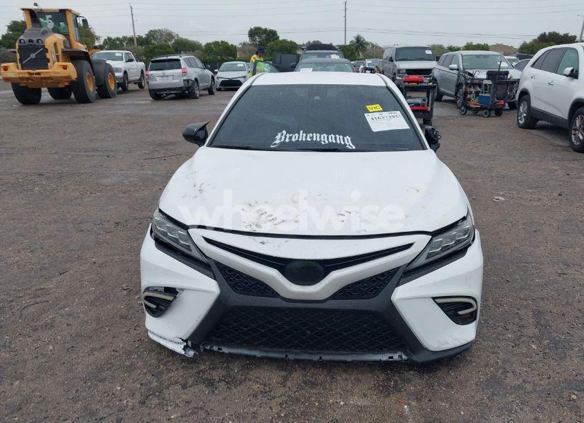 Photo 13 of 2020 Toyota Camry SE NIGHTSHADE EDITION (VIN 4T1G11AK2LU396698)