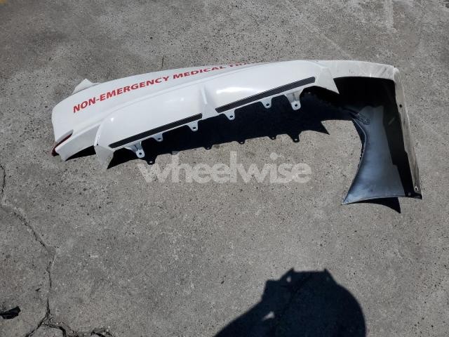 Photo 4 of 2020 TOYOTA CAMRY SE (VIN 4T1G11AK2LU500980)