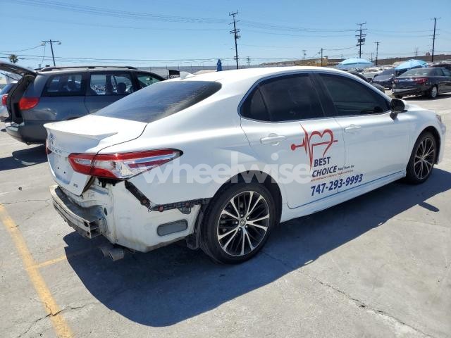 Photo 5 of 2020 TOYOTA CAMRY SE (VIN 4T1G11AK2LU500980)