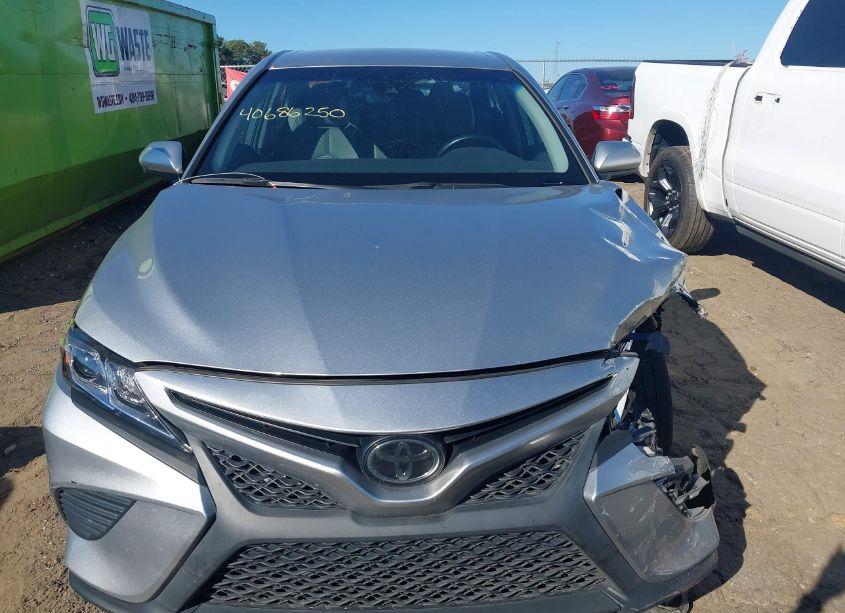 Photo 12 of 2020 Toyota Camry SE (VIN 4T1G11AK2LU506553)