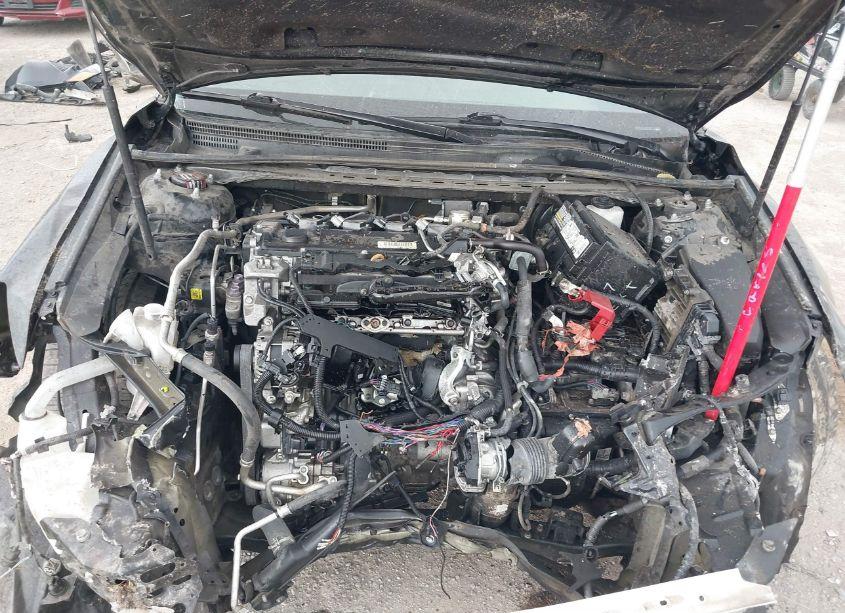 Photo 10 of 2020 Toyota Camry SE (VIN 4T1G11AK2LU507122)