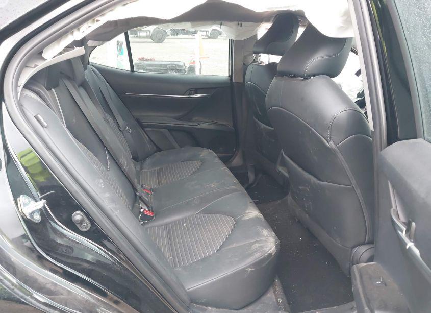Photo 8 of 2020 Toyota Camry SE (VIN 4T1G11AK2LU507122)
