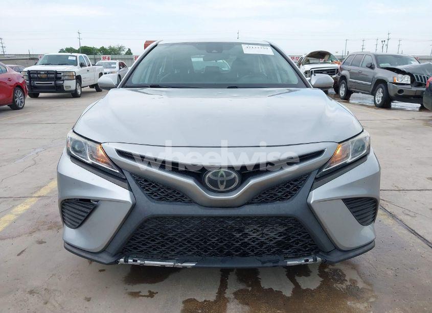 Photo 12 of 2020 Toyota Camry SE (VIN 4T1G11AK2LU865482)