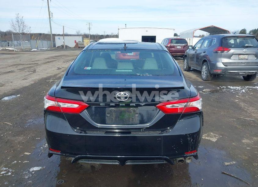 Photo 16 of 2020 Toyota Camry SE (VIN 4T1G11AK2LU870455)