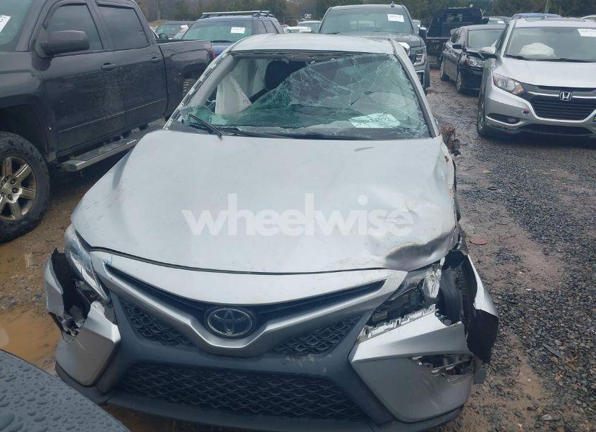 Photo 12 of 2020 Toyota Camry SE (VIN 4T1G11AK2LU893119)