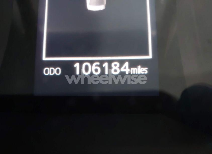 Photo 16 of 2020 Toyota Camry SE (VIN 4T1G11AK2LU964819)