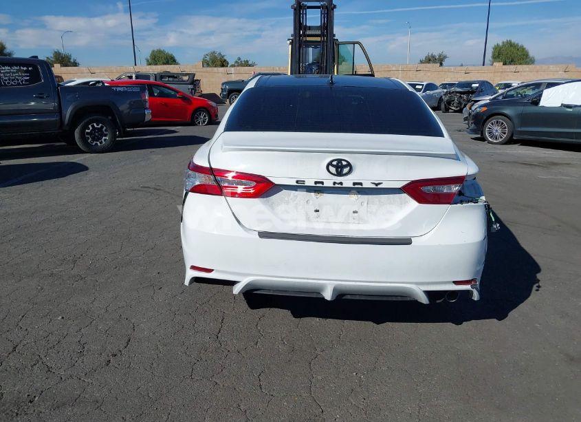 Photo 17 of 2020 Toyota Camry SE (VIN 4T1G11AK2LU964819)