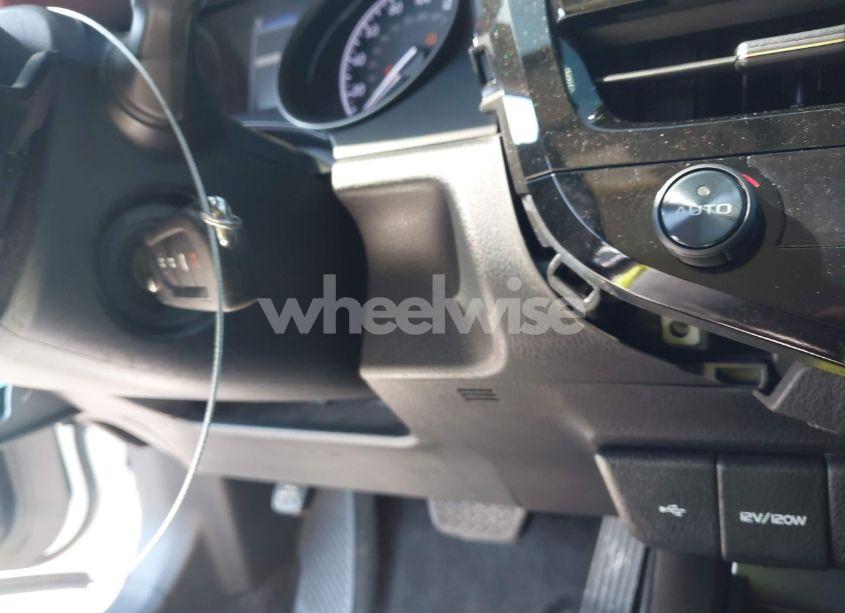 Photo 11 of 2021 Toyota Camry SE (VIN 4T1G11AK2MU403618)