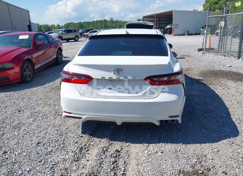 Photo 17 of 2021 Toyota Camry SE (VIN 4T1G11AK2MU403618)