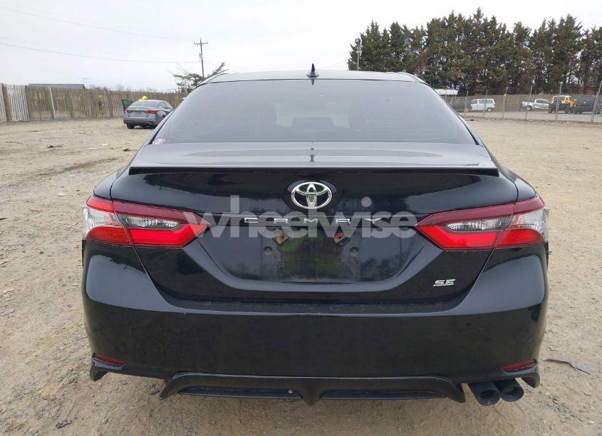 Photo 17 of 2021 Toyota Camry SE (VIN 4T1G11AK2MU418054)
